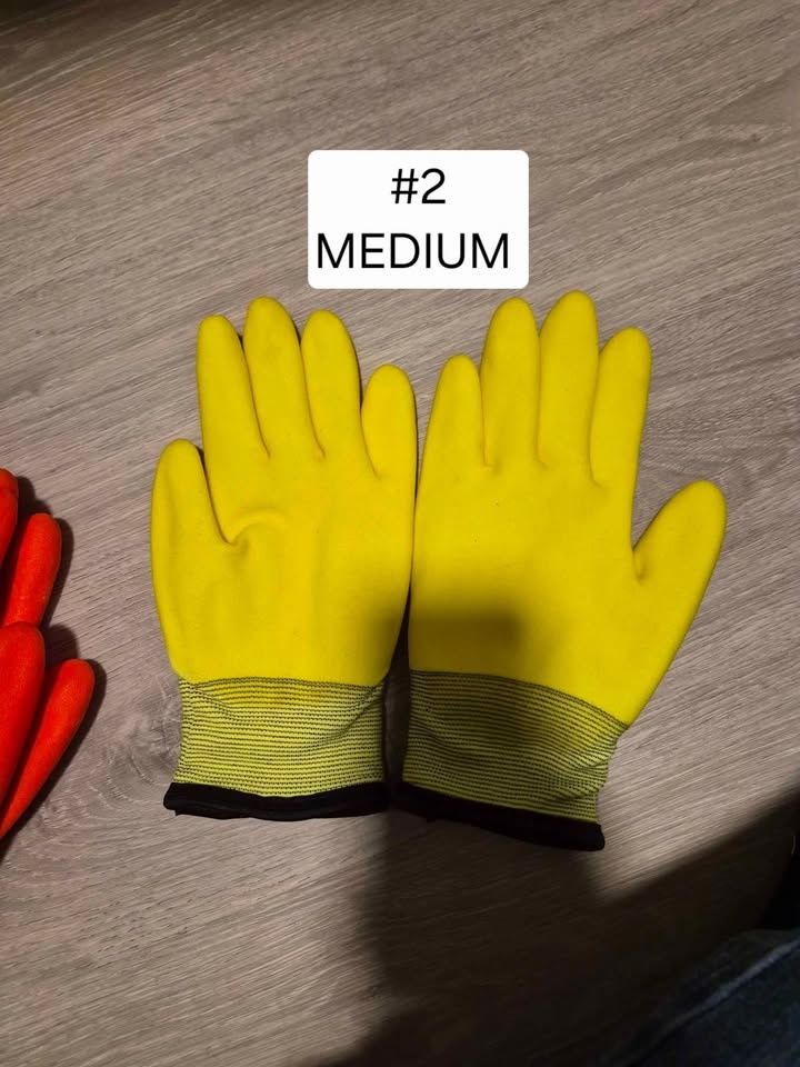 Moving sale - Brand New Insulation winter gloves - photo 3