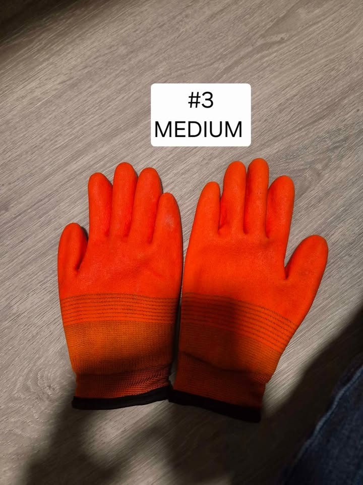 Moving sale - Brand New Insulation winter gloves - photo 5