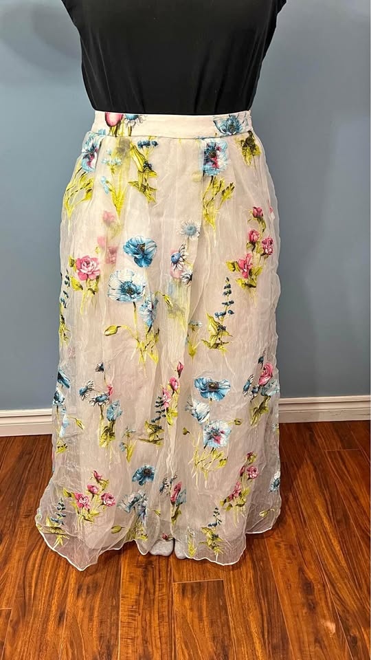 Long skirt