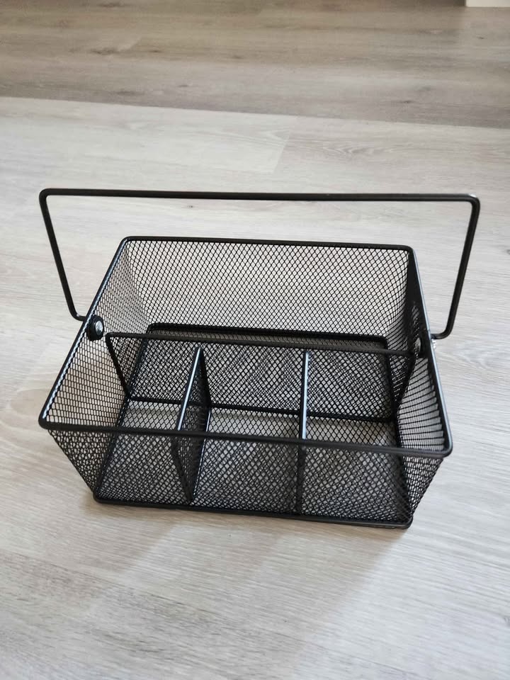 Price negotiable- Mind Reader Storage Basket Organizer - photo 3