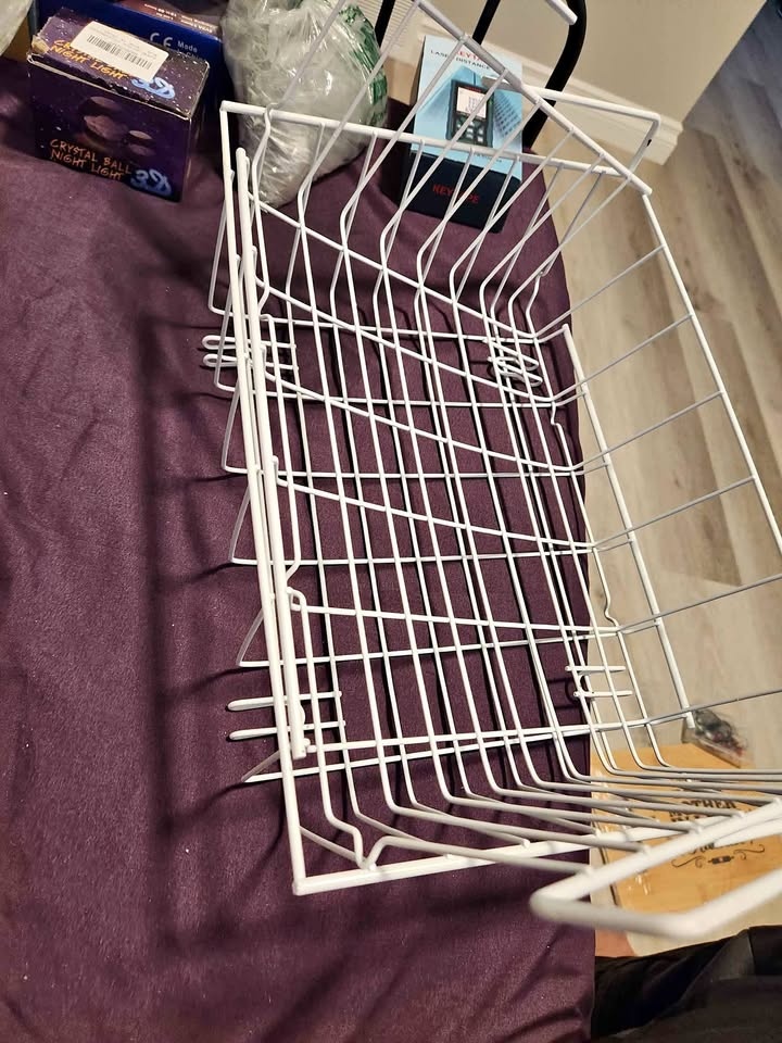 Price negotiable - Cabinet storage hanger