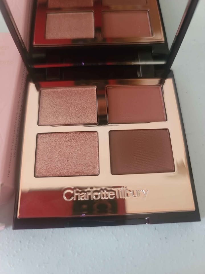 NEW Charlotte Tillbury Pillow Talk Dreams Eyeshadow Palette - photo 3