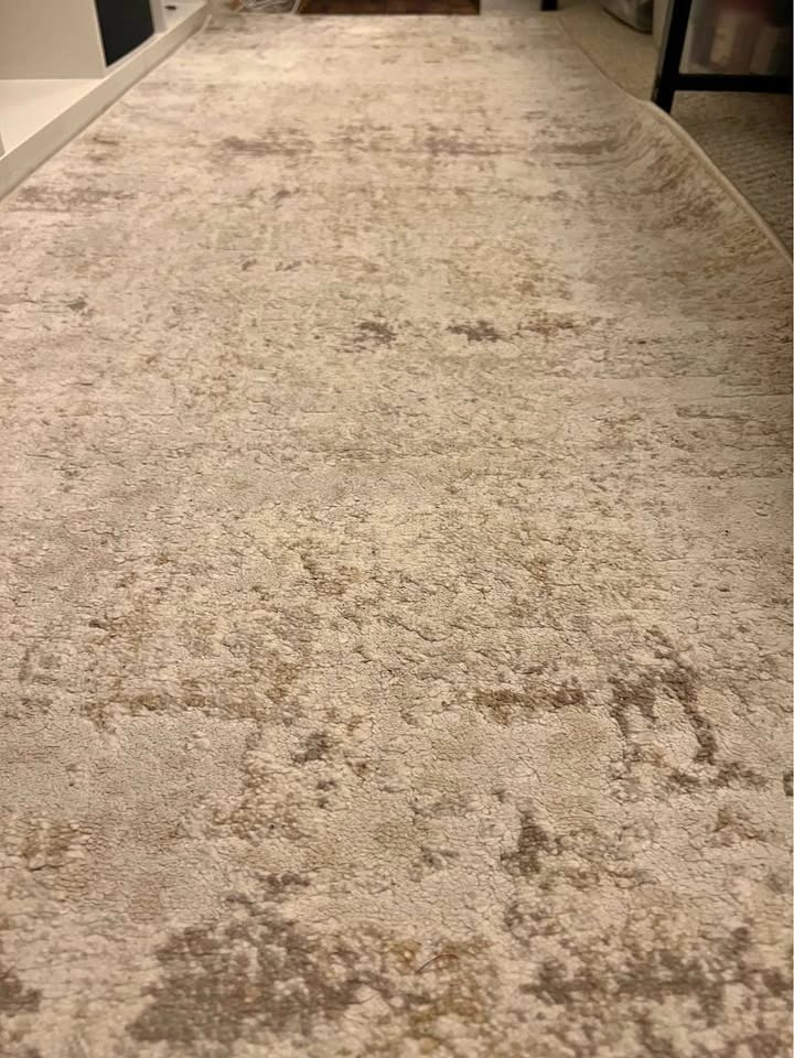 Beige Bedside Gradient Carpet