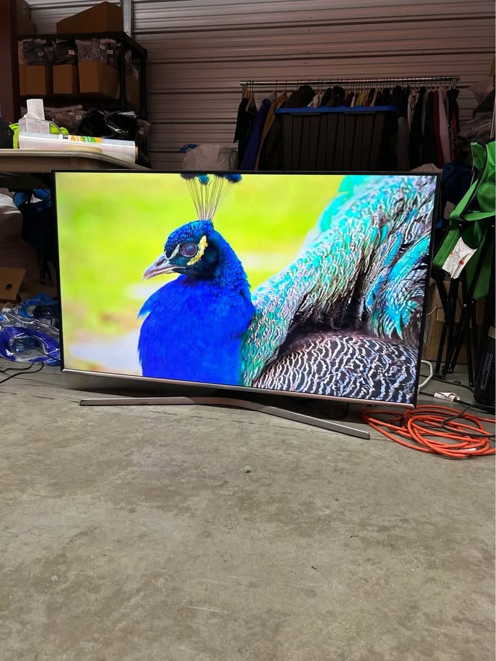 Samsung 48” LED Smart TV w/ Remote – UN48J5500AF