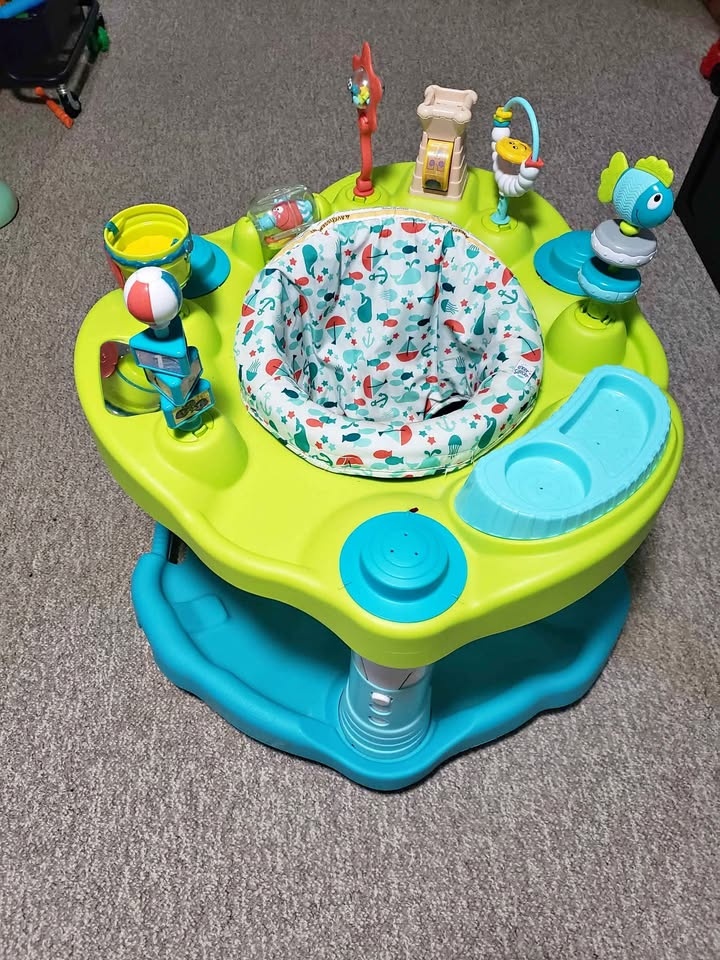 Evenflo Exersaucer Seaside Splash Activity Center
