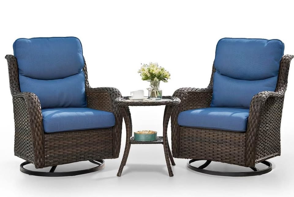 Set of 3 outdoor patio furniture/ Juego de 3 muebles de patio al