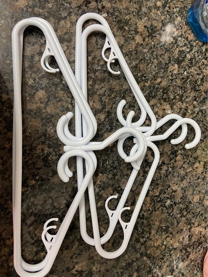 19 White Plastic Hangers – Adult Size - photo 3