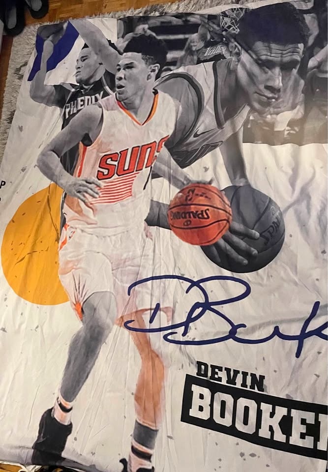 CUSTOM DEVIN BOOKER BEDSHEET COVER(twin)