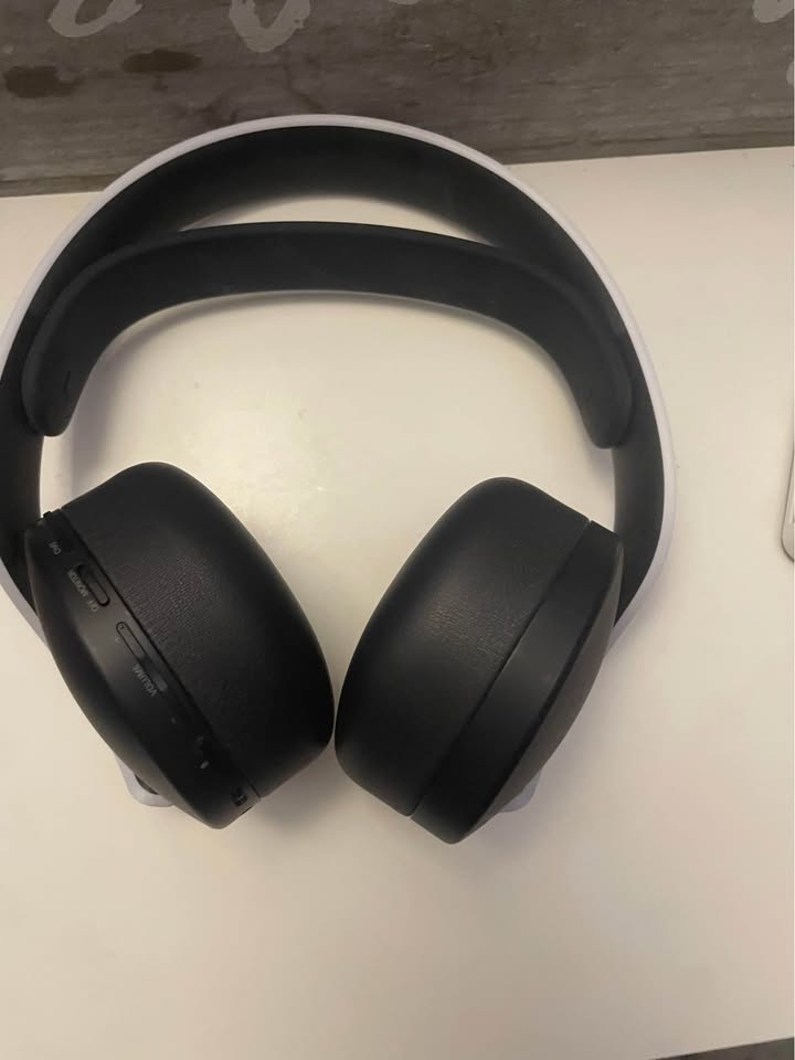 PS5 PULSE 3D WIRELESS (READ DISCRIPTION) - photo 2