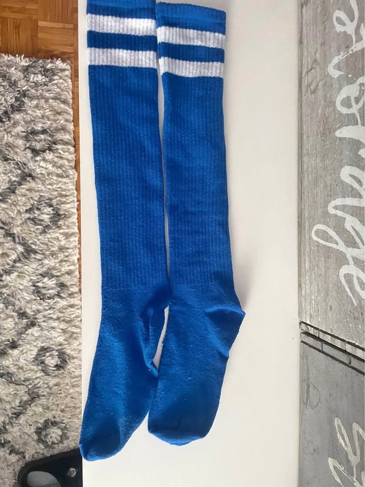 Knee high blue socks (15$ non negotiable)