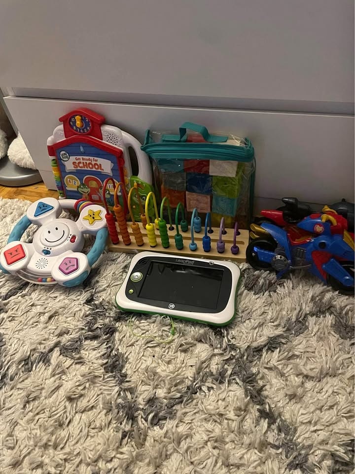 Kids toys (NO LEAPFROG)