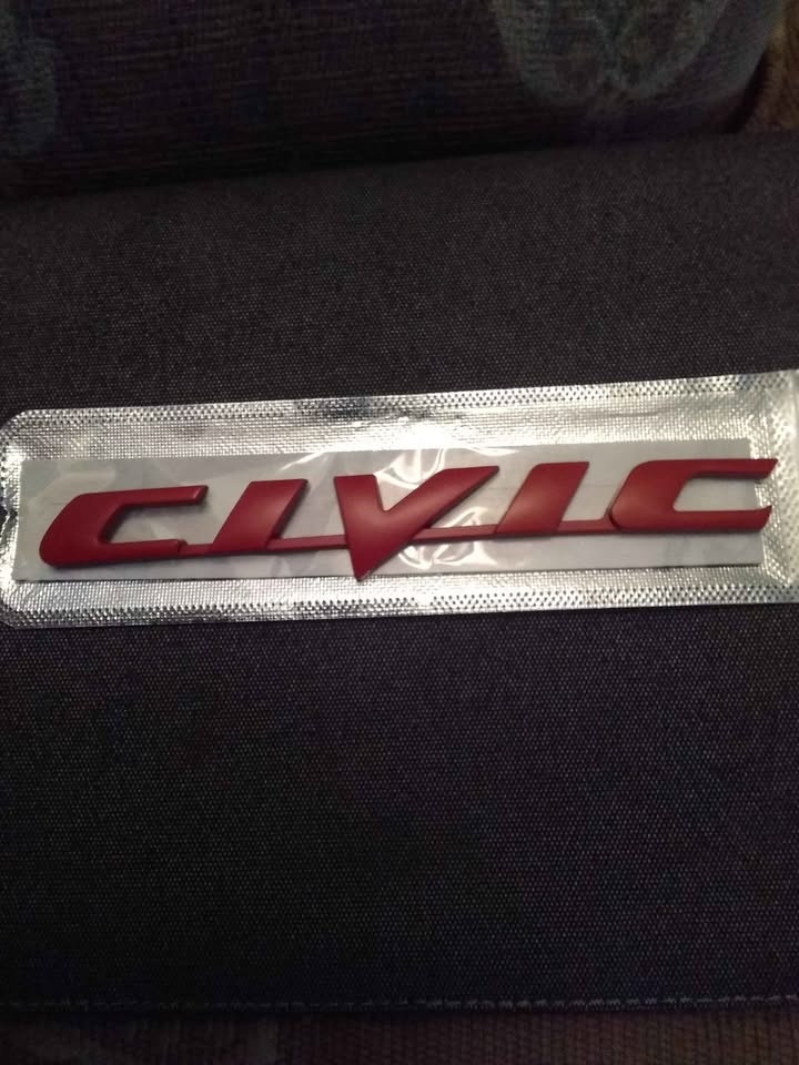 CIVIC HONDA CIVIC, AVEO REAR TRUNK EMBLEM. MATTE RED - photo 2