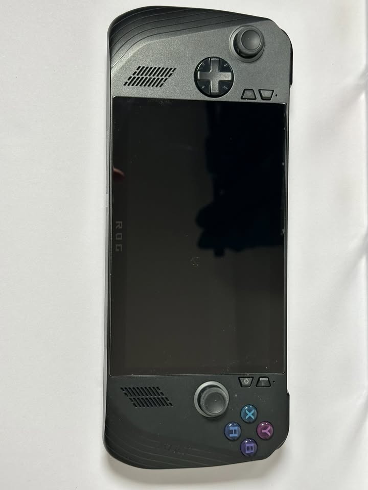 ASUS ROG Ally X (Black) – Z1 Extreme – 24GB RAM – 1TB SSD - photo 2