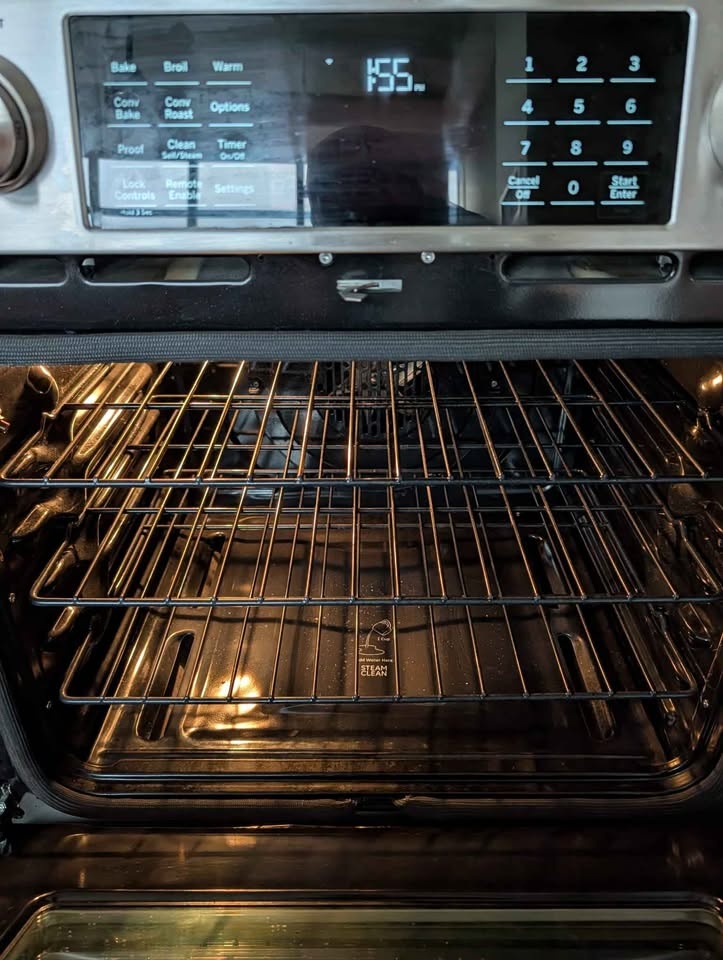 GE Gas Range - photo 4