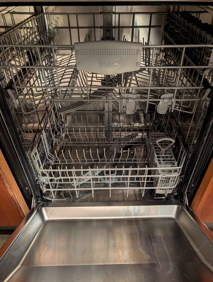Bosch Dishwasher - photo 2