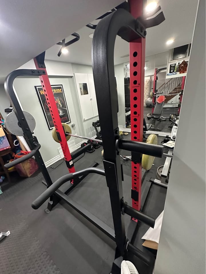 Squat Rack - Strong, Stable, Barely Used - Marcy - photo 2