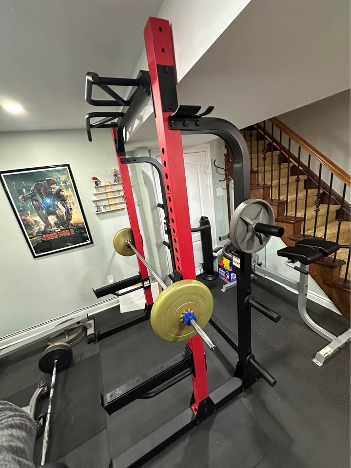 Squat Rack - Strong, Stable, Barely Used - Marcy - photo 4