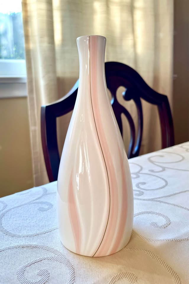 MOTHERS DAY Vintage ROYAL DOULTON Willow Wind Vase