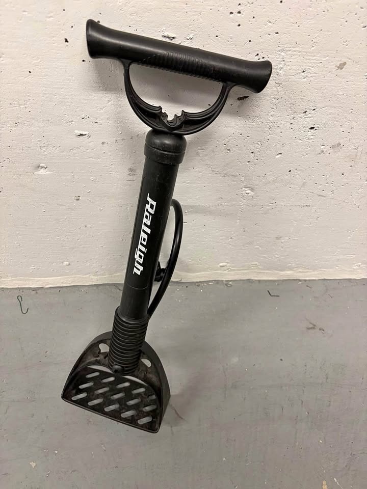 Pelican Kayak Hand Bilge Pump – Manual Water Pump