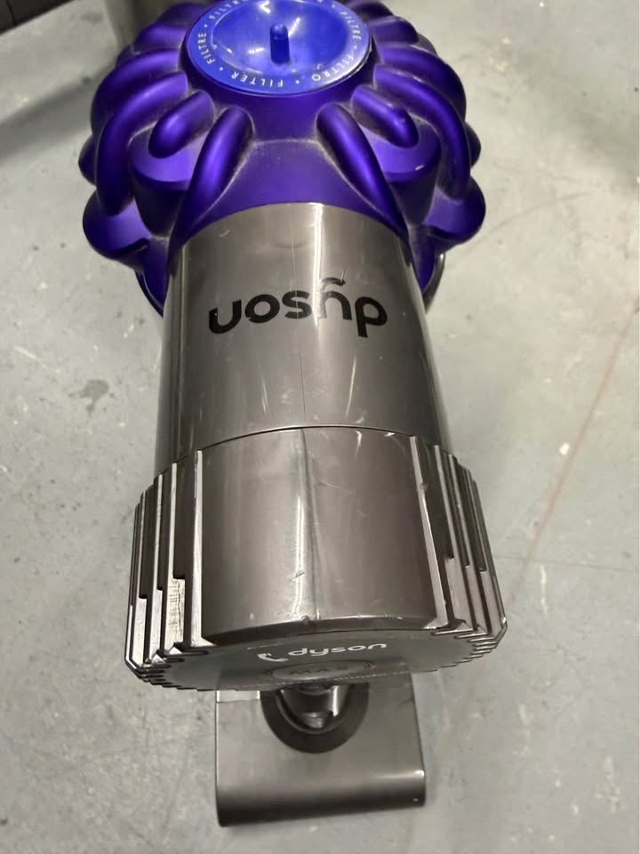 Dyson Cordless Vacuum Cleaner SV03 (V6) – Tested & Working - photo 2