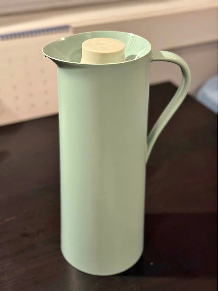 1L Mint Green Water Bottle