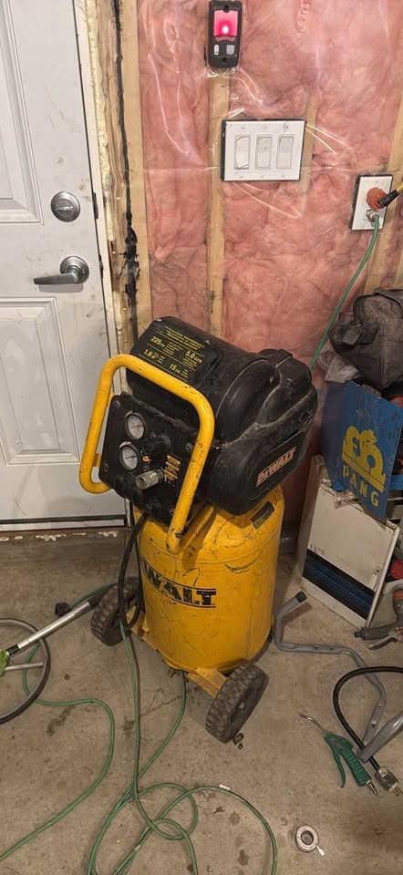 Dewalt 15ga compressor - photo 2