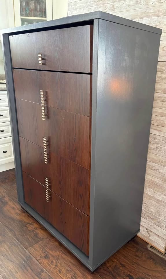 Sturdy Dresser - photo 2
