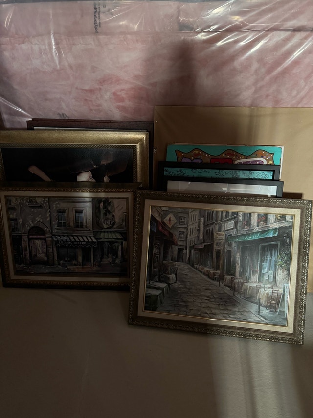 2 large pictures house decour