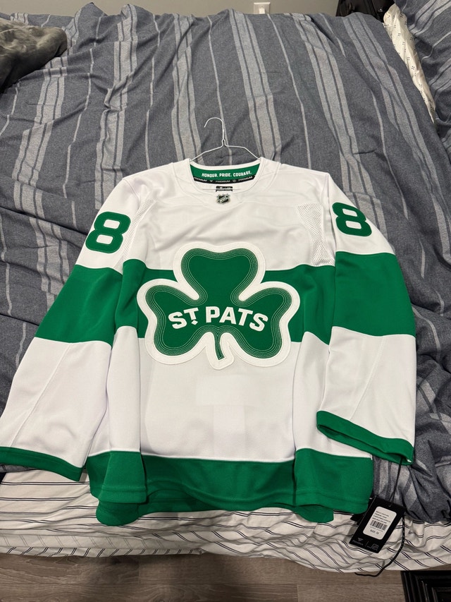 Brand new Leaf Nylander jersey Size 52
