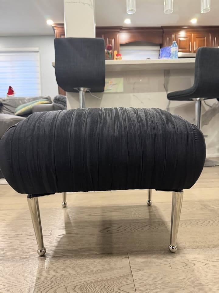 Black Fabric Ottoman - photo 2