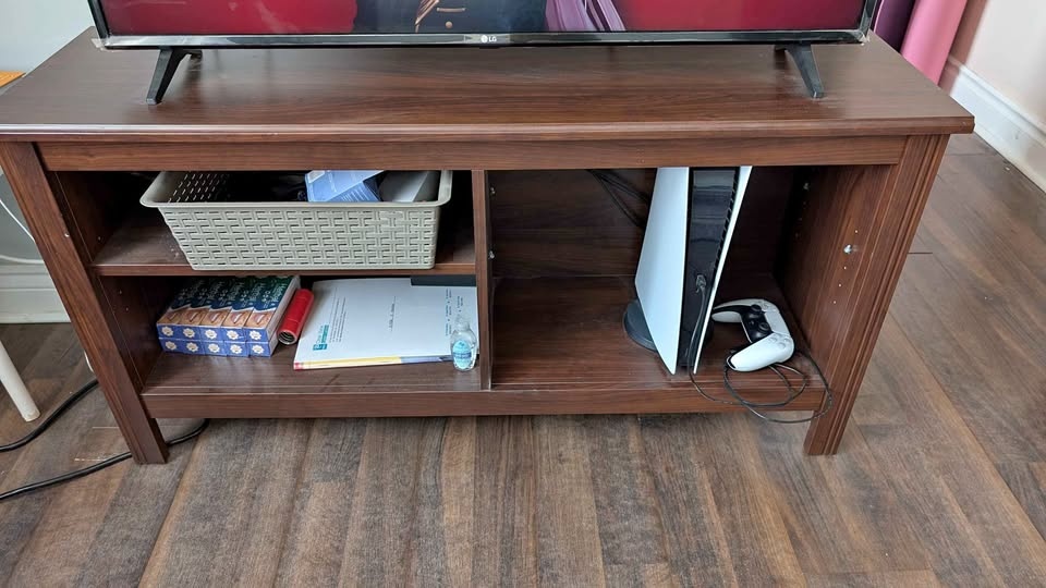TV Console (IKEA Brusali)