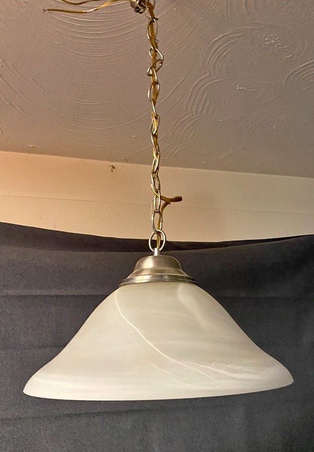 1 light pendant 13"W