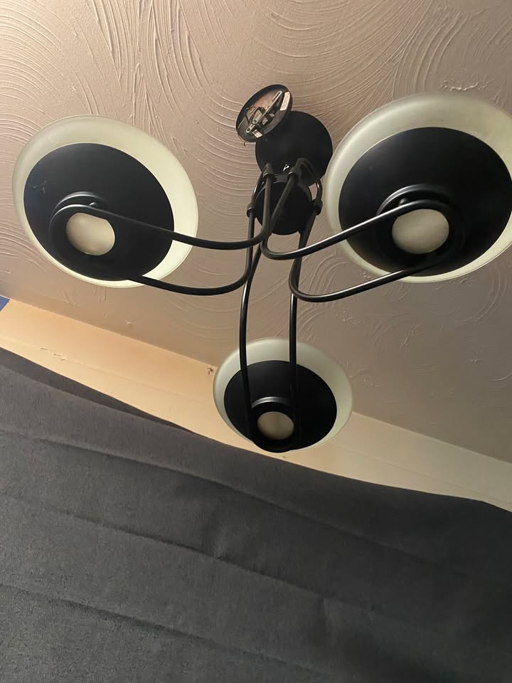3 Lights Pendant Black 23" H x 24" W 3 Bulbs - photo 3