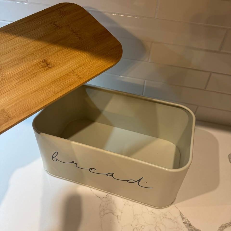 Chic BREAD BOX - photo 2