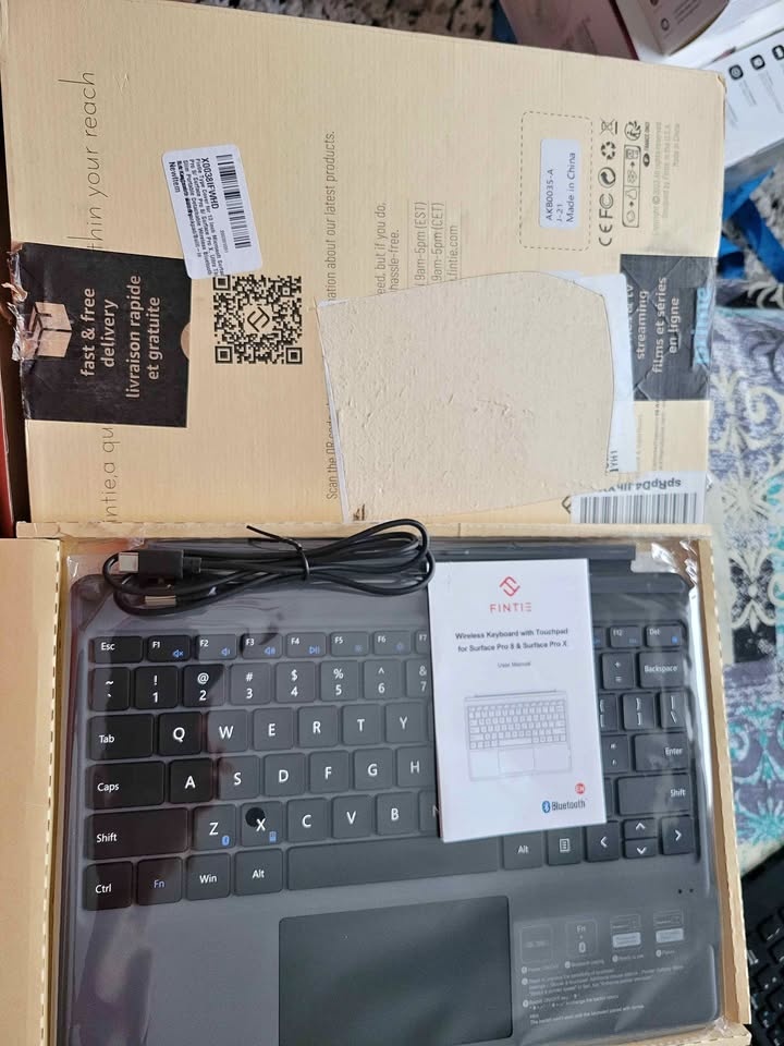 Fintie wireless blue tooth keyboard