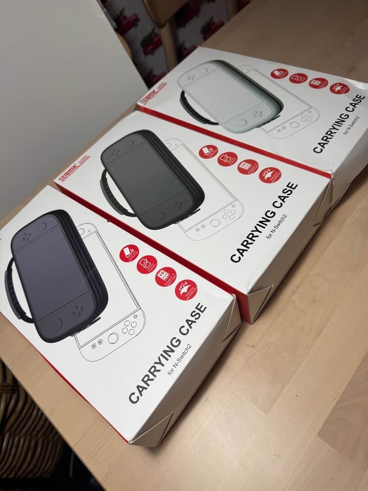 Nintendo Switch2 carrying case multiple colours available - photo 2