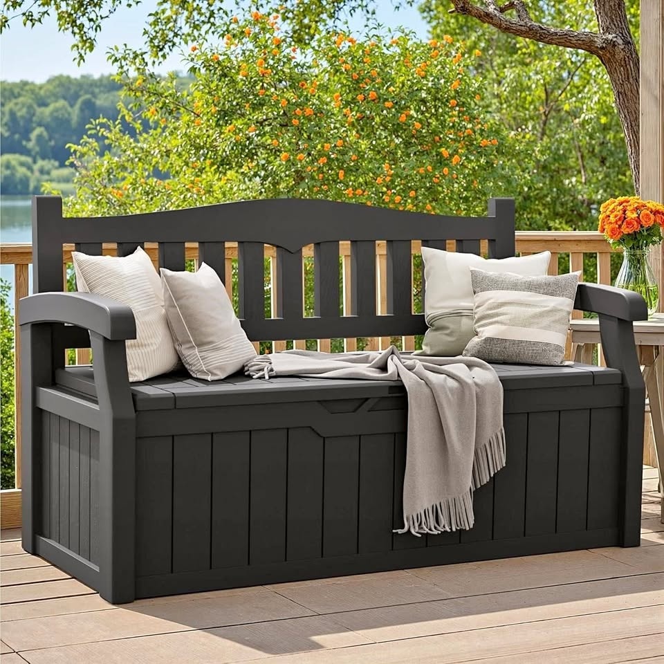 80 Gallon Outdoor Storage Bench