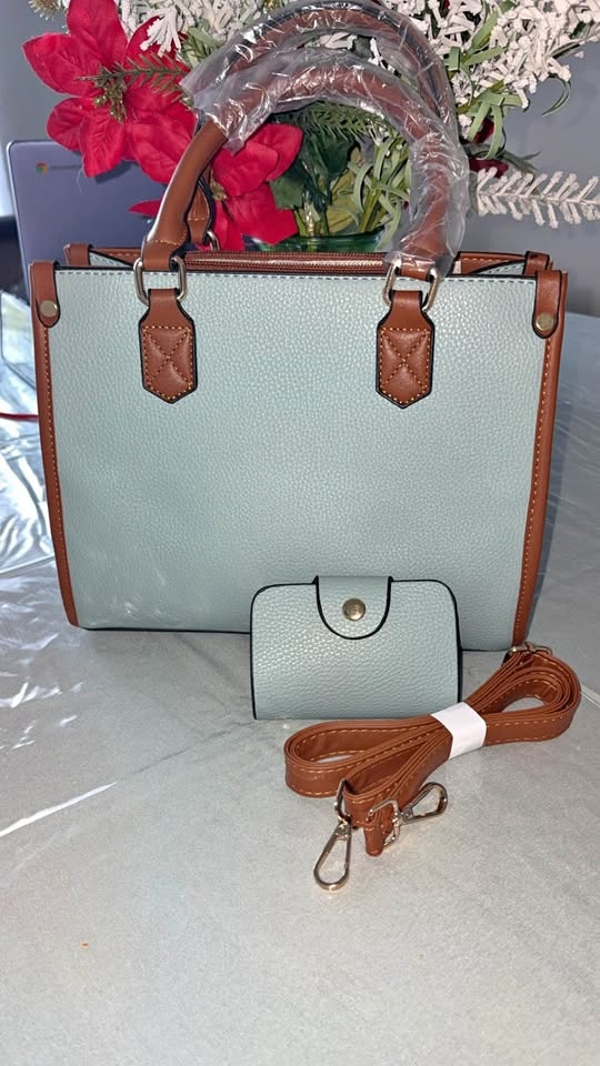 Hauntè Harmony Handbag