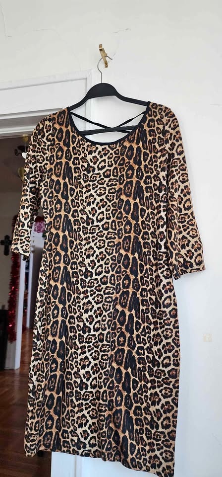 Women's leopard print dress