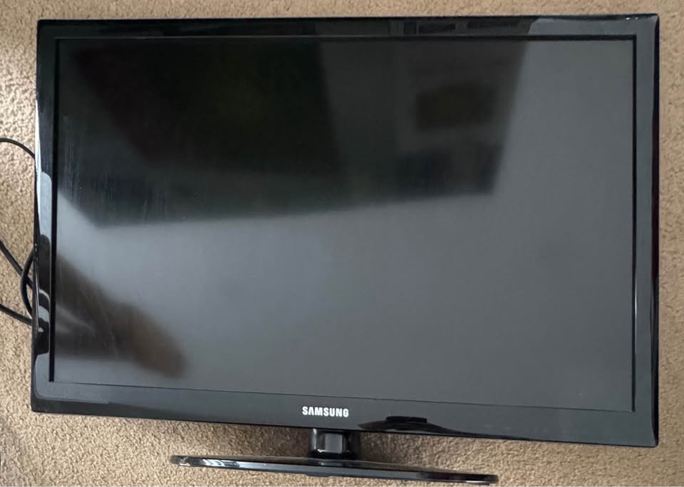 TV Samsung 26" - photo 2