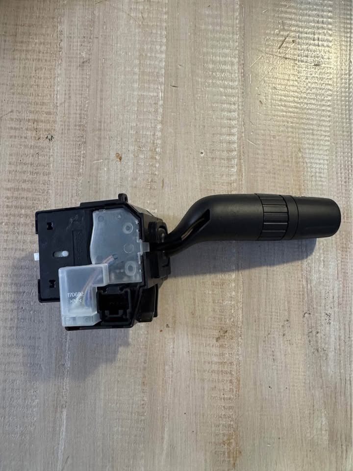 Signal light stalk - photo 3