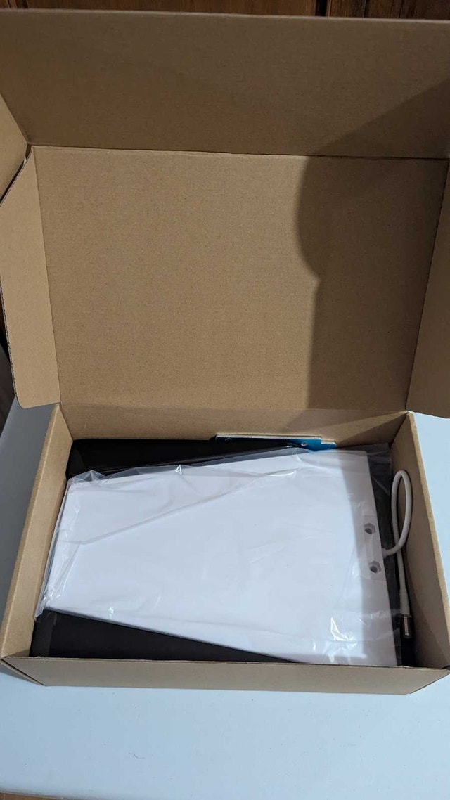Cell Phone Booster, new never used - photo 3