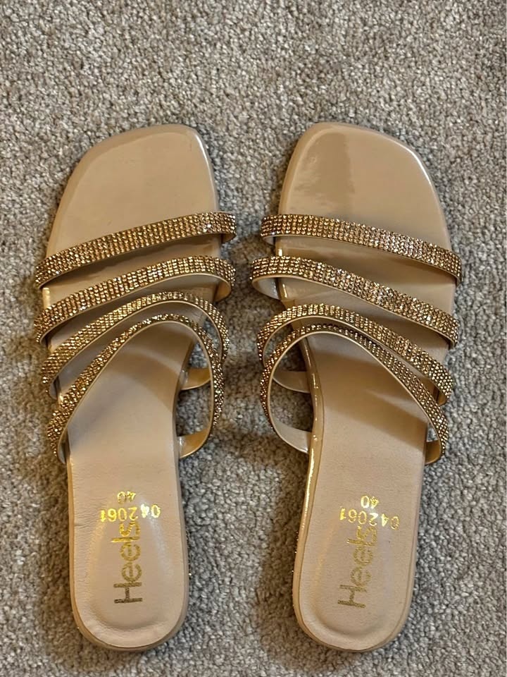 Veryy Sparkly Women’s Formal Sandals/Slides