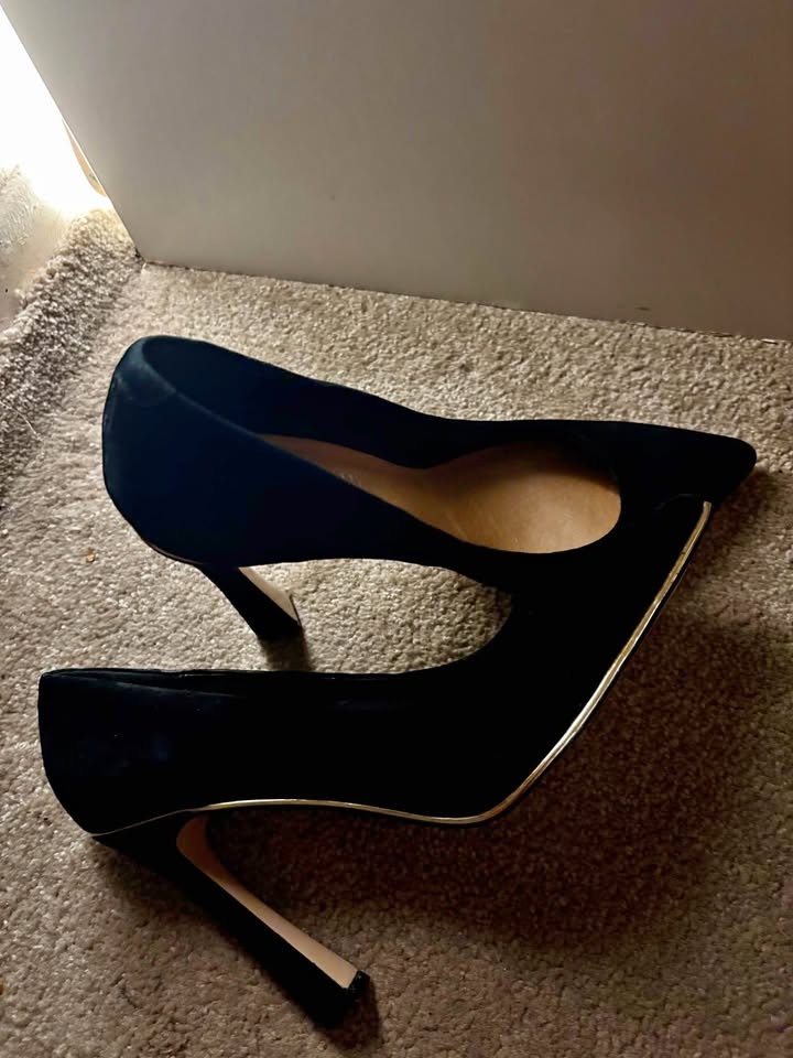 Black and Golden Aldo Pointy Toe Heels