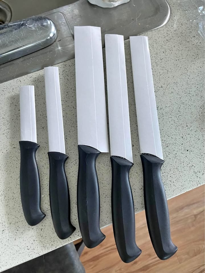 Knife set UNUSED