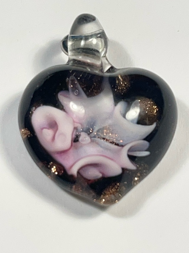 Glass Heart Pendant - photo 3