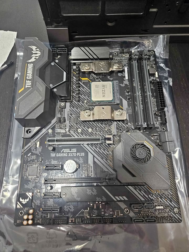 Motherboard and CPU combo. X570 and 5900x