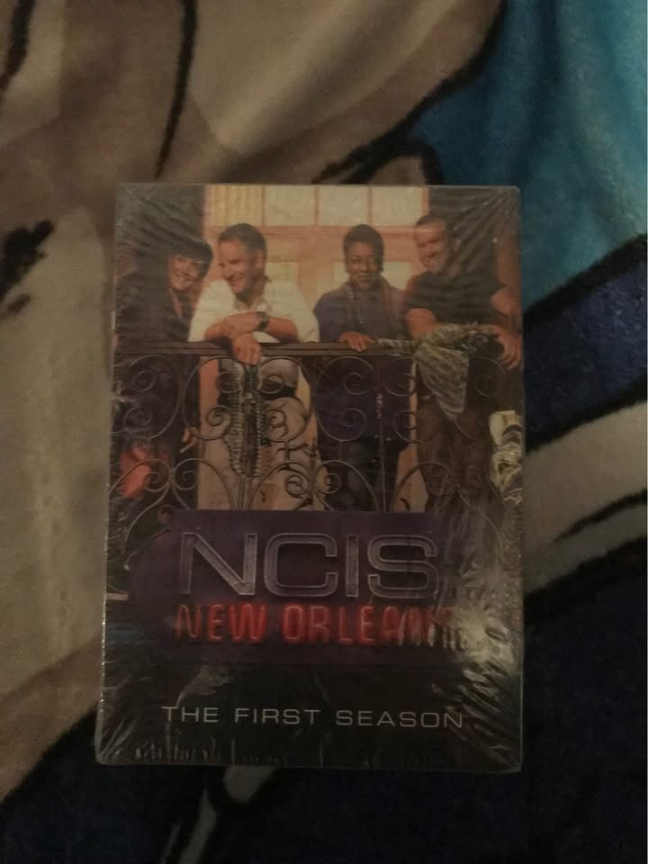 NCIS New Orleans Seasons 1-5 Brand New Sealed - photo 4