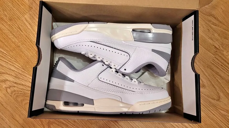 Nike Jordan 2/3 (GS) Brand new thumbnail