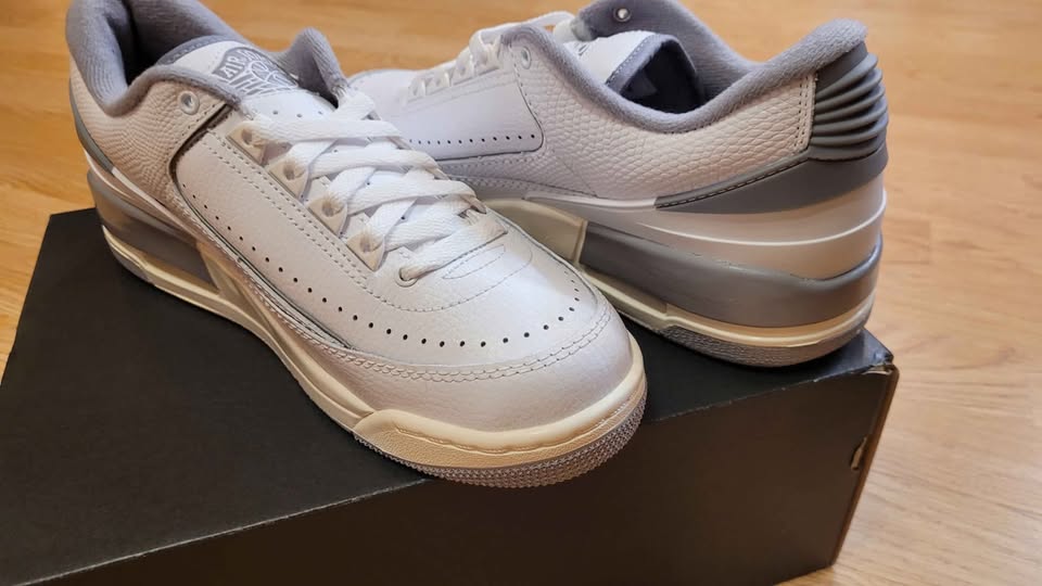 Nike Jordan 2/3 (GS) Brand new - photo 4